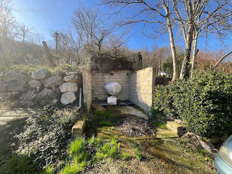 Maison à LABRUGUIERE