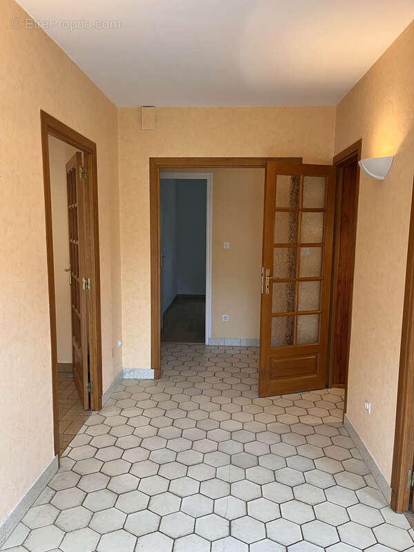 Maison à Yzeure - photo 3