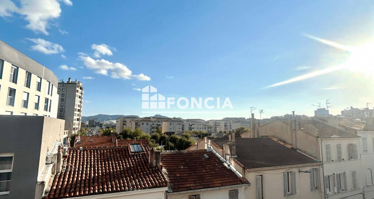 Appartement à MARSEILLE-5E