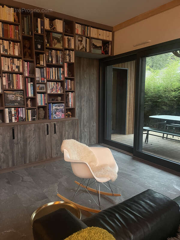 Maison à PREVESSIN-MOENS