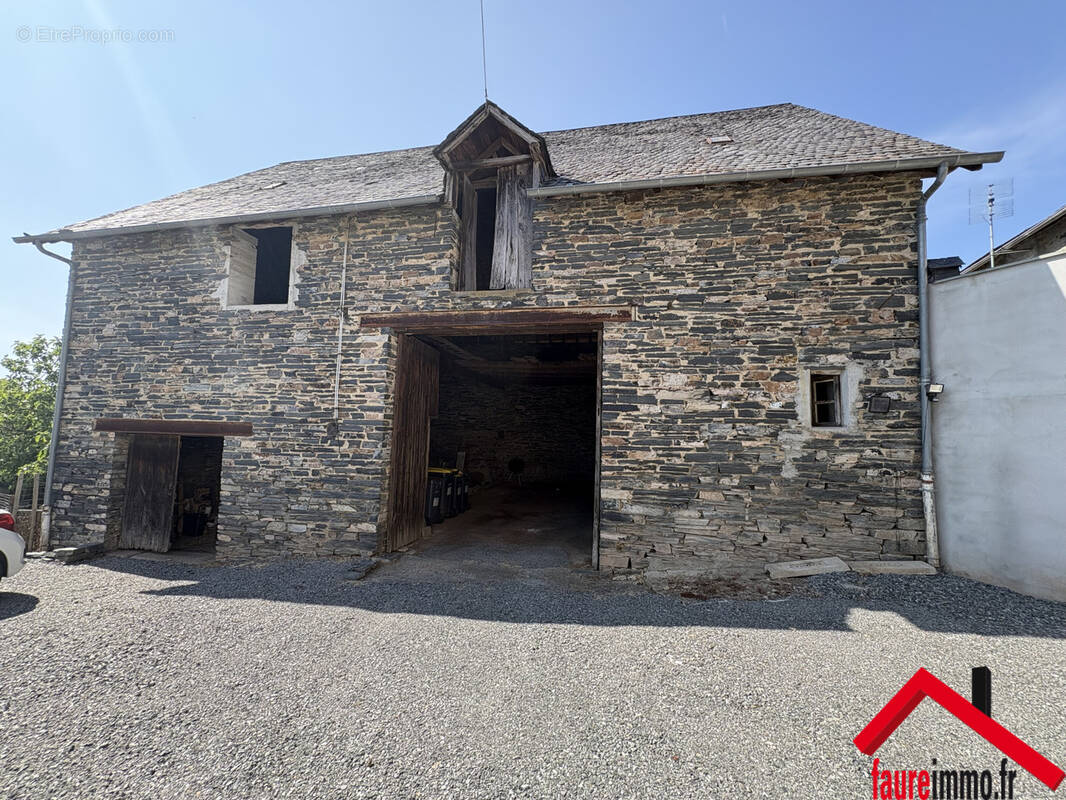 Maison à ALLASSAC