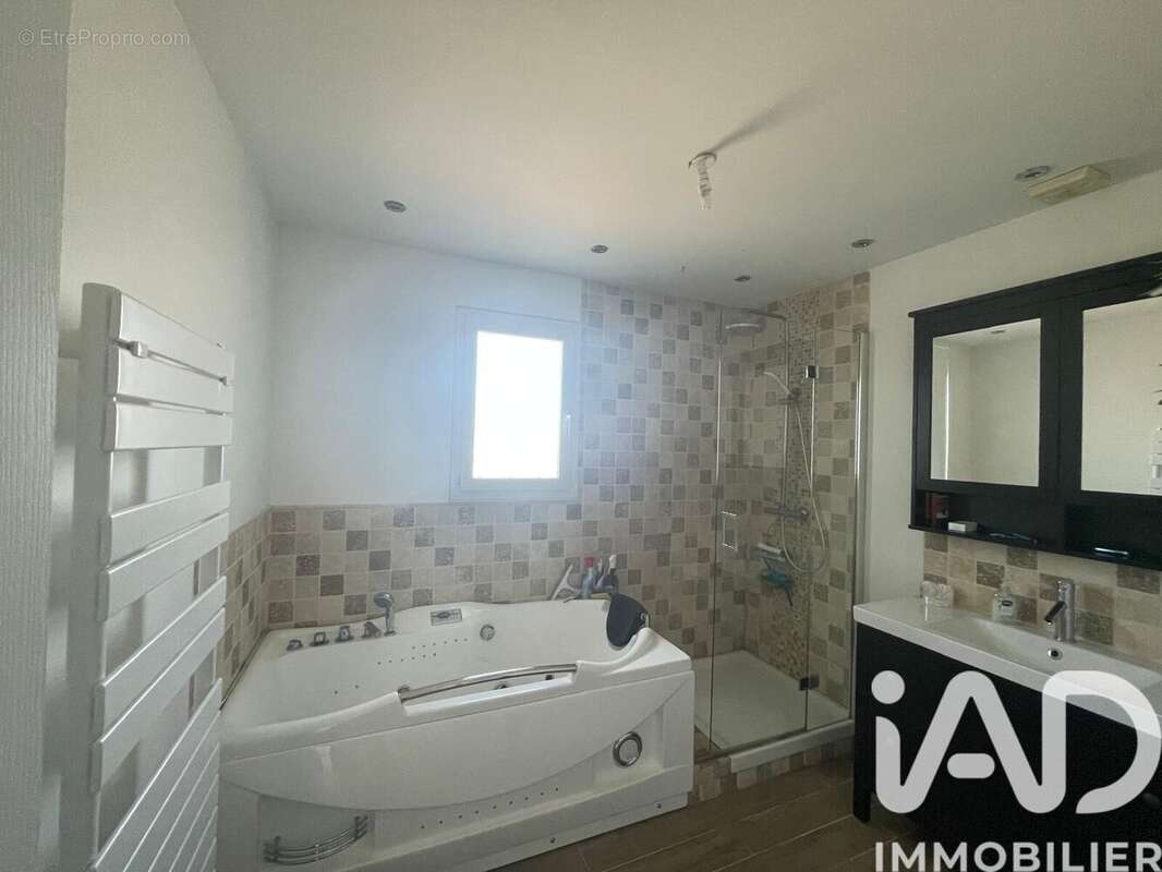 Maison 170 m² à Albias  - photo 6