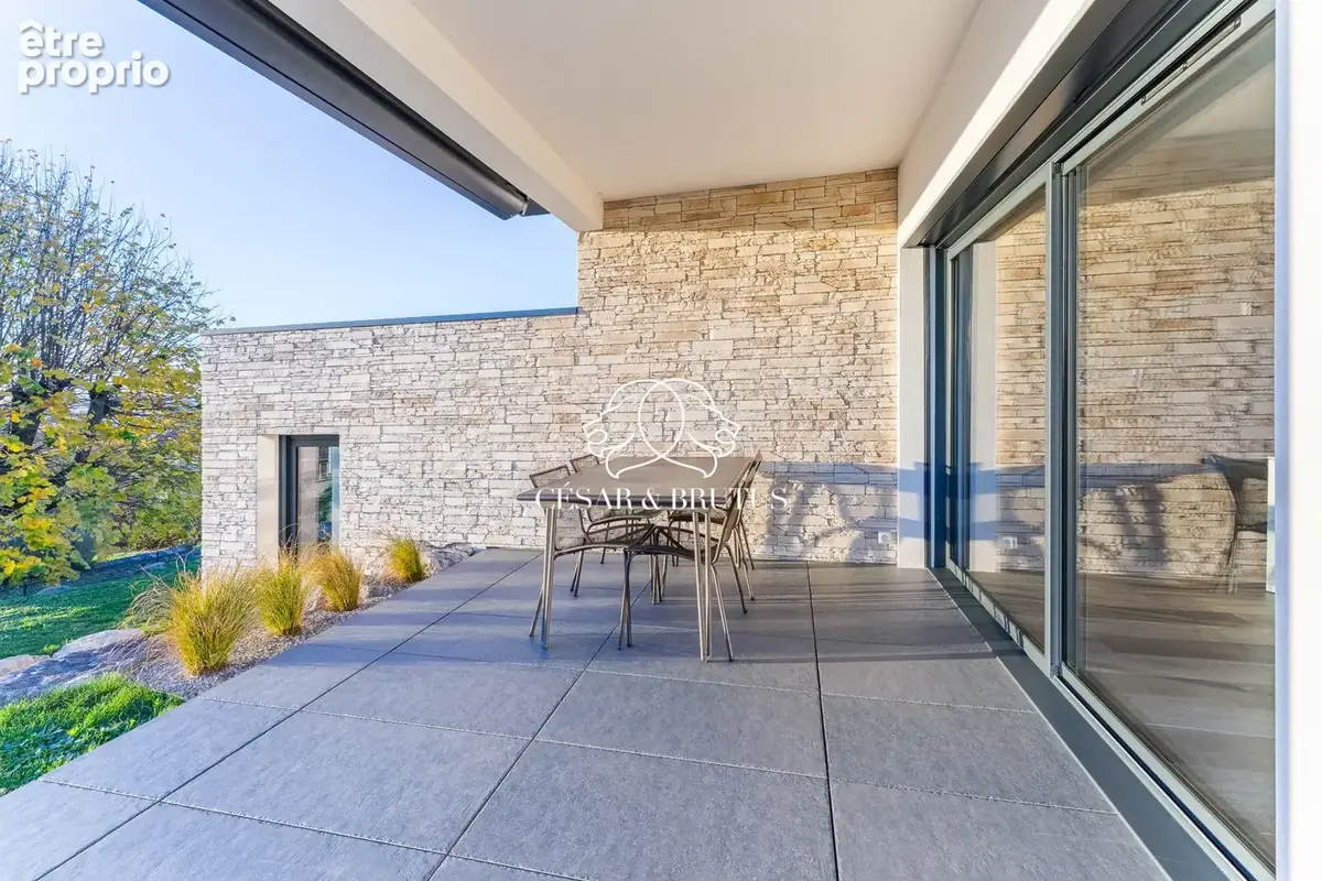Maison 7 pièces 185 m² à vendre à Reyrieux (01600) - photo 6