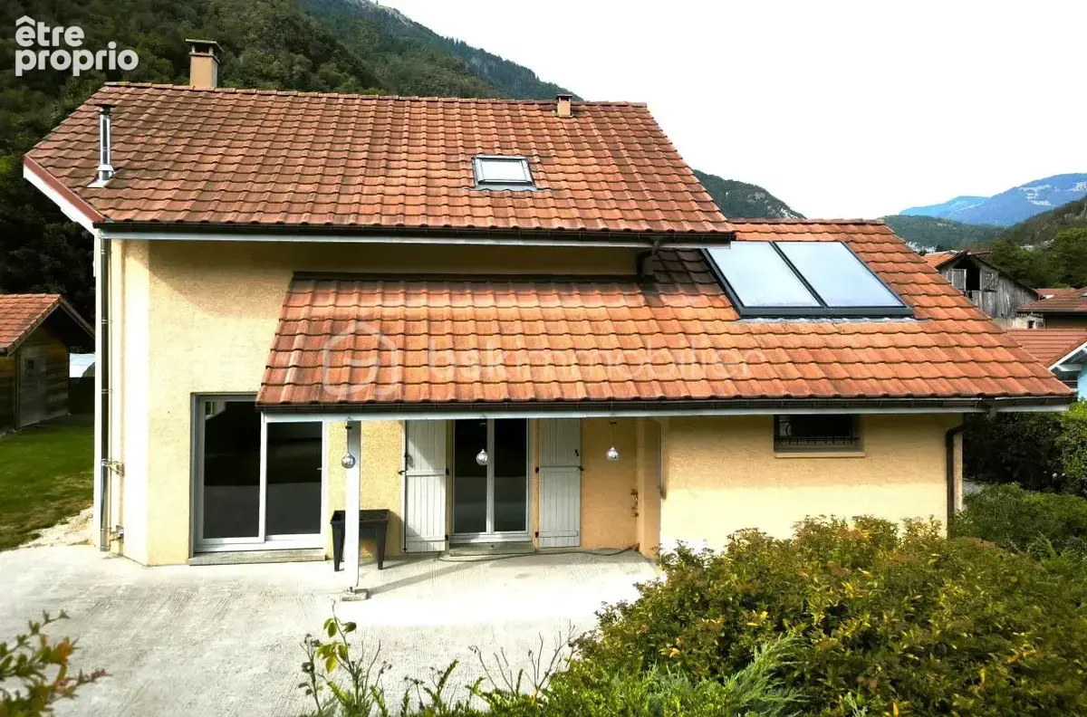 Maison à SAINT-JEOIRE