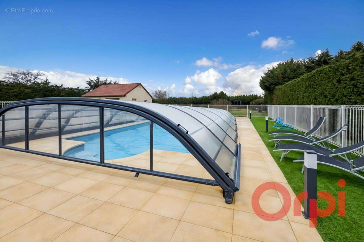 Maison à COSNE-D'ALLIER