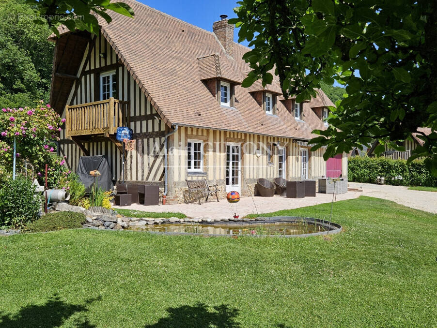 Maison à PONT-L&#039;EVEQUE
