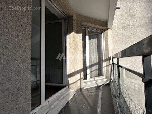 Appartement à PARIS-19E