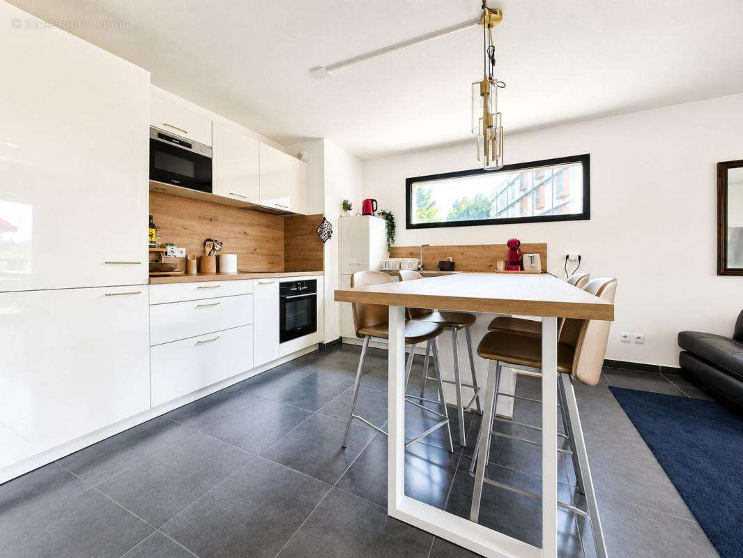  Exclusivité – Superbe 3 pièces avec terrasse sans vis-à-vis, box fermé et prestations haut de gamme – Antigone / Montpellier  - photo 3