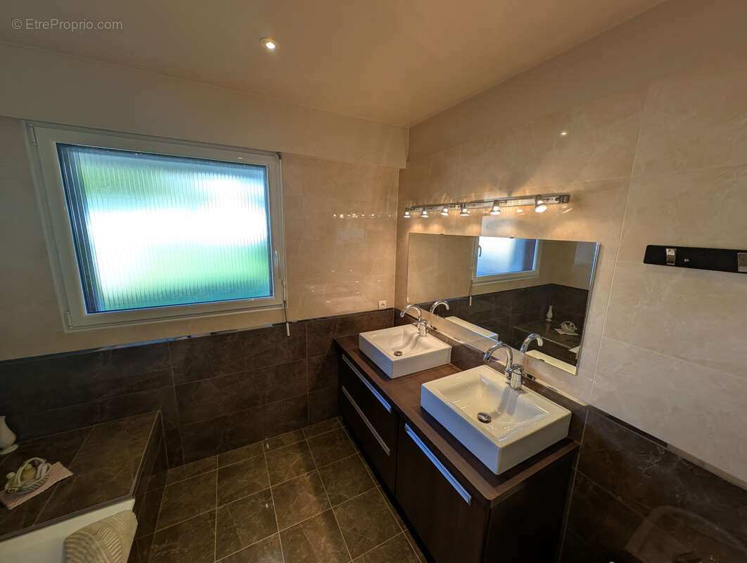 Maison à PONT-SCORFF