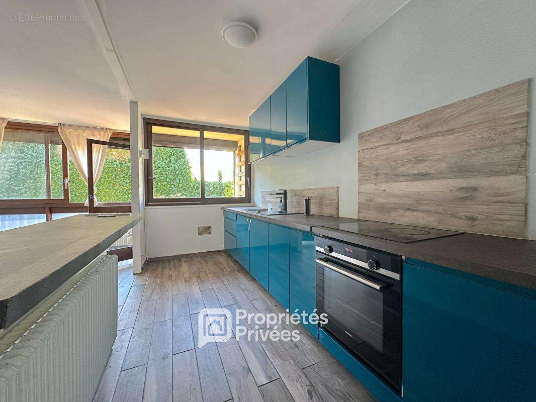 Appartement 4 pièces 79 m2 avec balcon, parking et cave - photo 4