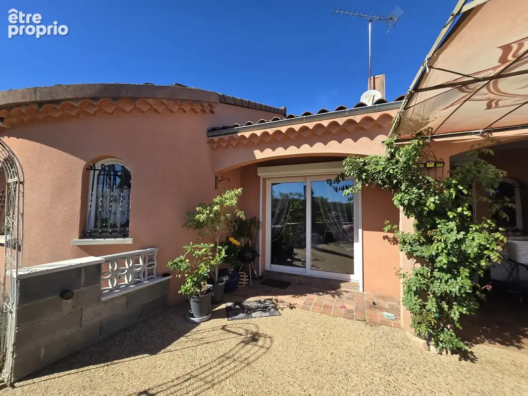 Maison 4 pièces 131 m² à vendre à Brugheas (03700) - photo 1