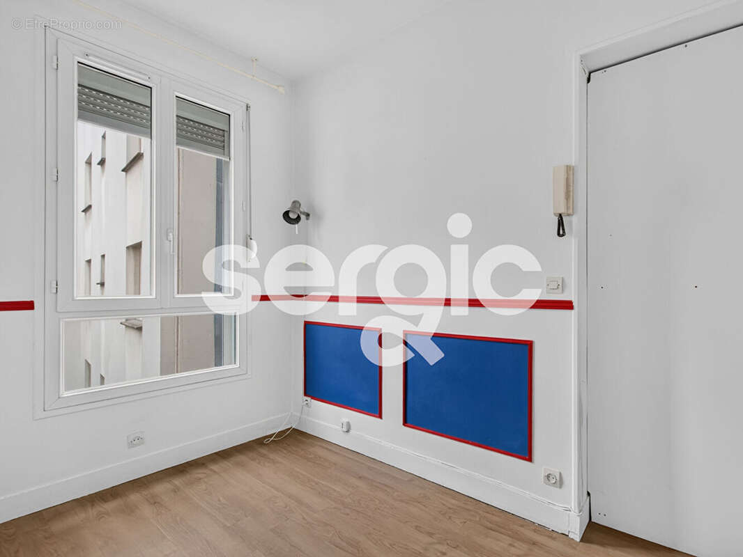 Appartement à PARIS-14E