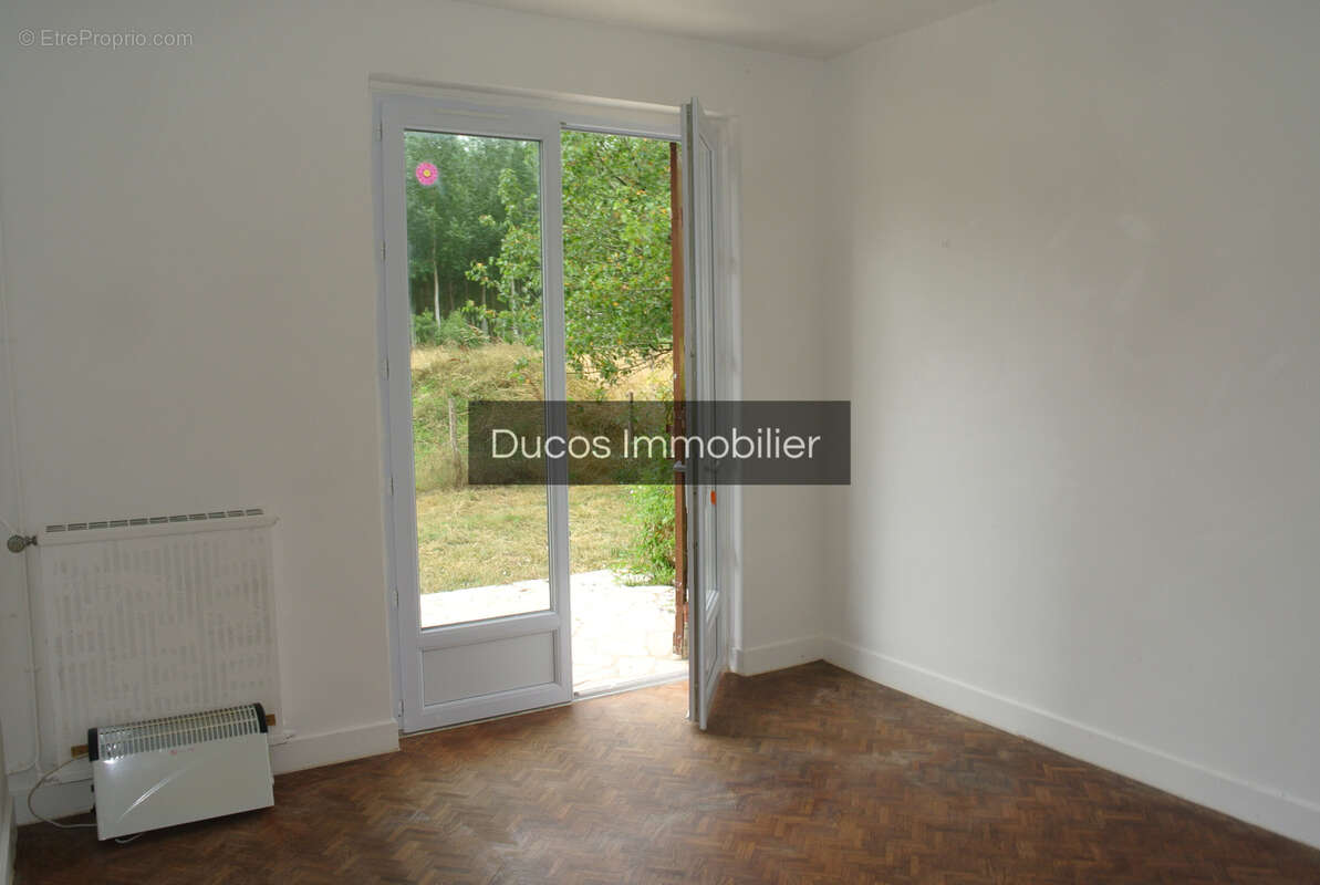 Maison à SAINT-PIERRE-SUR-DROPT