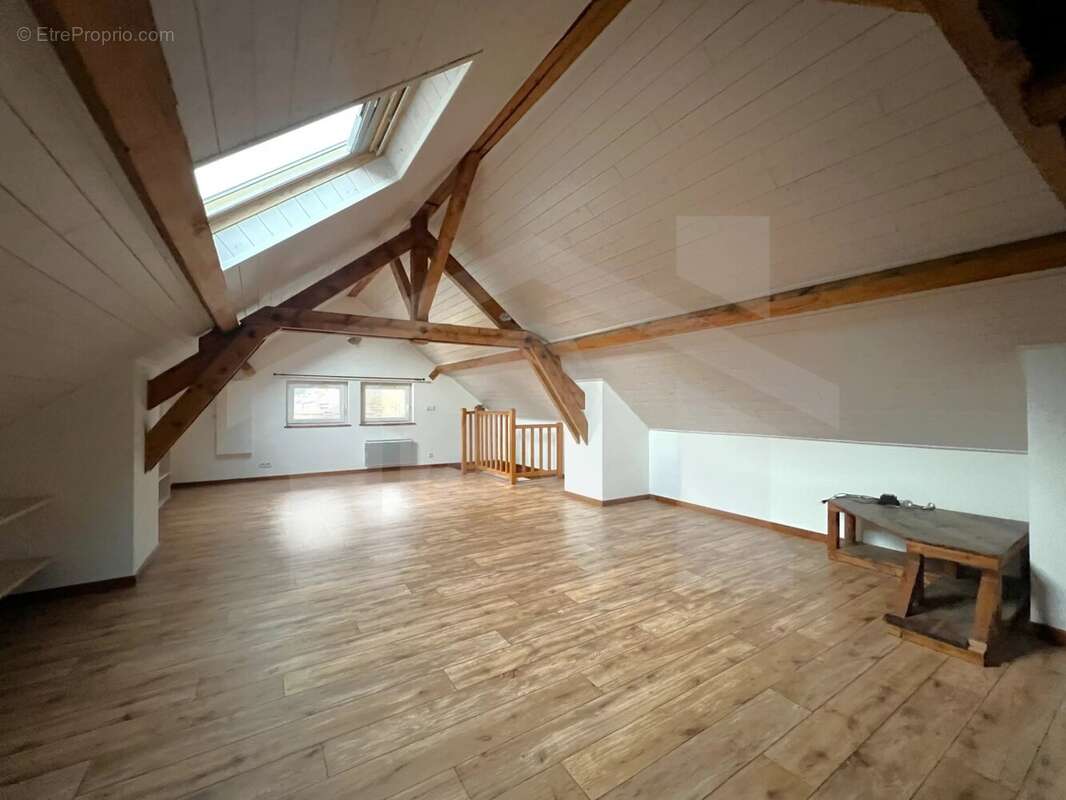 Immeuble de rapport - 331m2 - photo 2