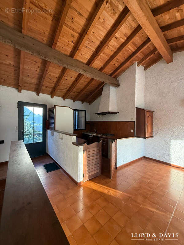 Maison à CENTURI