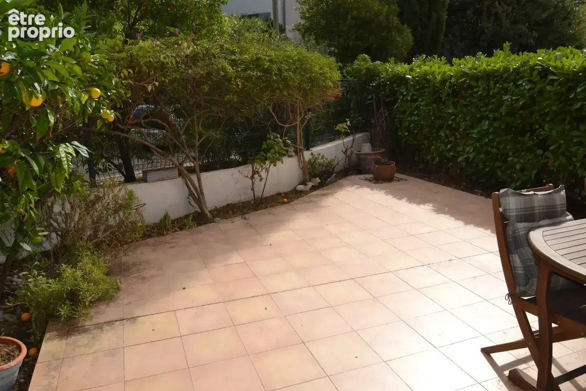 Golfe juan residentiel exclusivite 2/3 pieces 52 m2 rez de jardin parking - photo 2