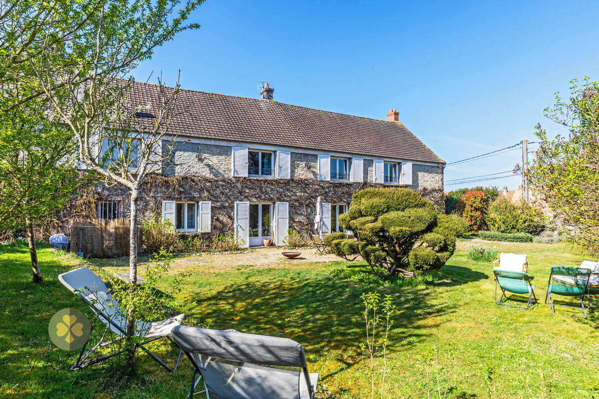 Maison à MONTFORT-L'AMAURY