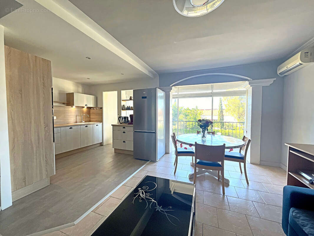 Appartement à FREJUS