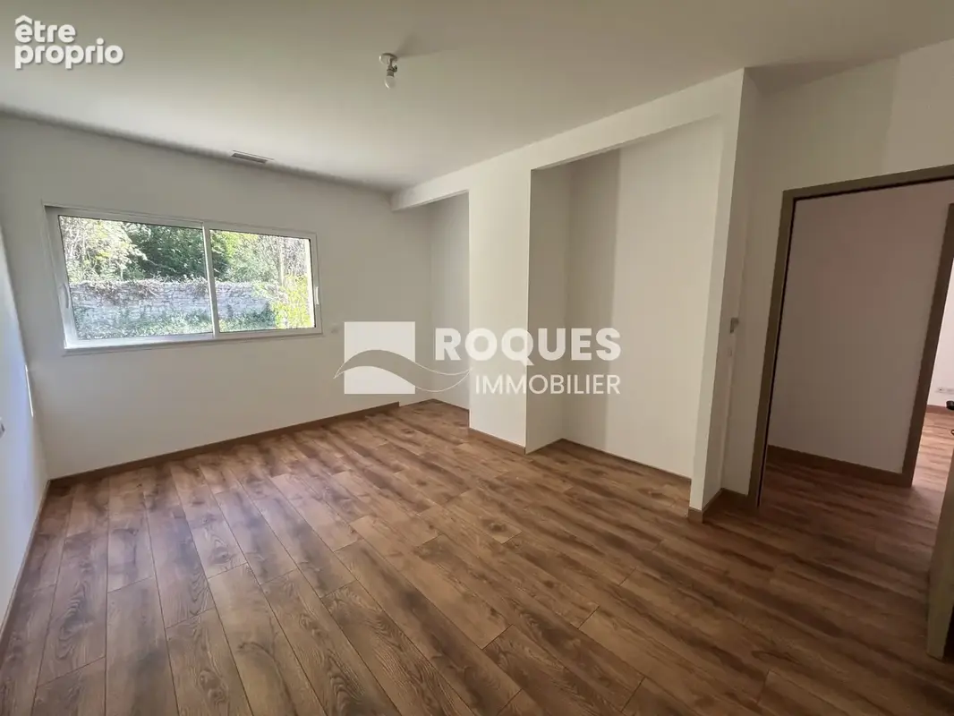 A vendre, villa contemporaine de 220m2 sur un terrain de 1306m2, Bédarieux - photo 26
