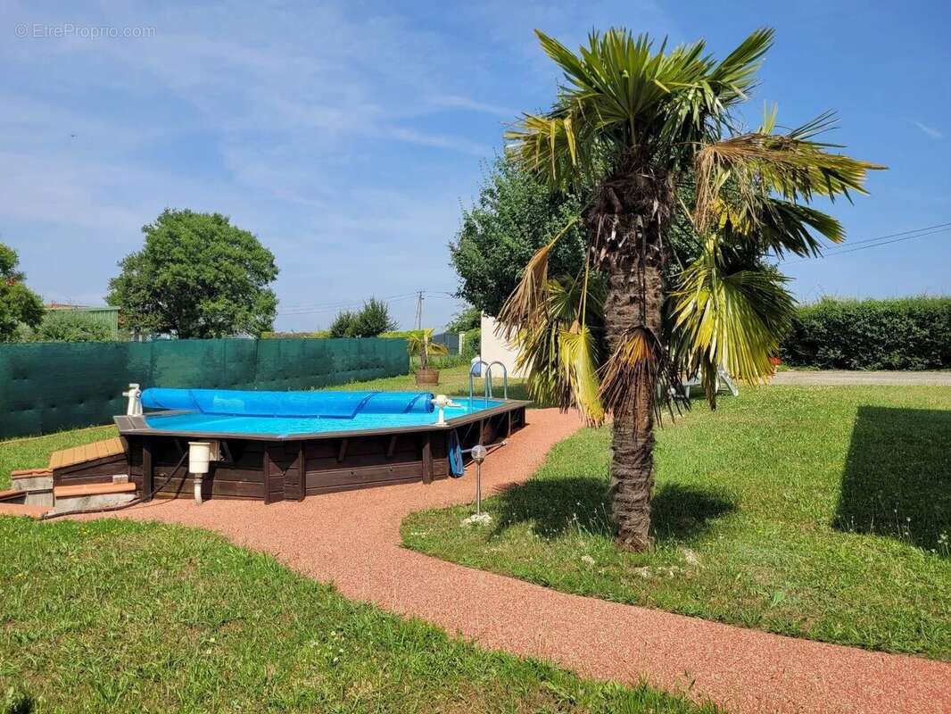 Maison à TRESPOUX-RASSIELS