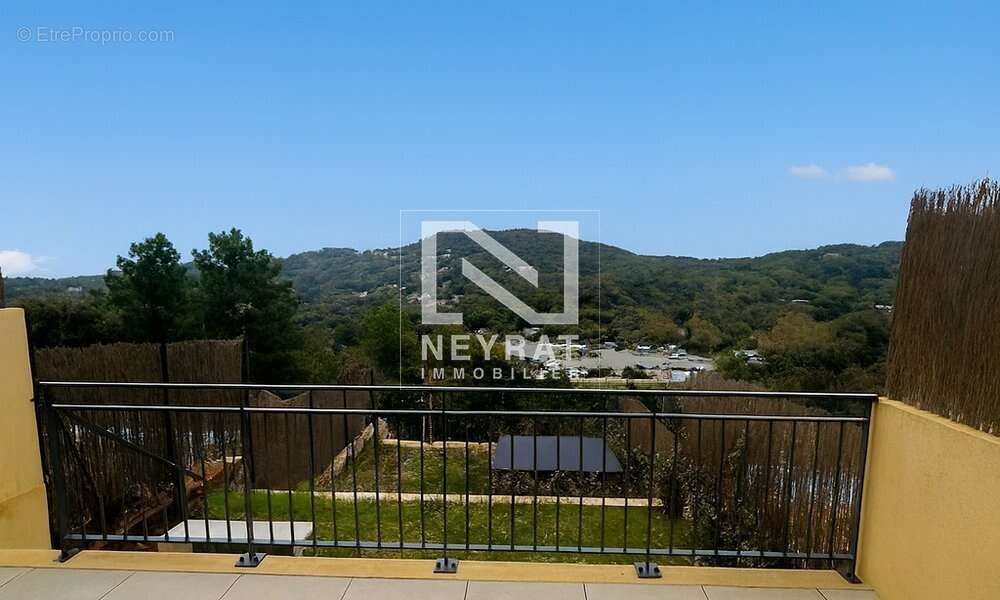 Maison à LA GARDE-FREINET