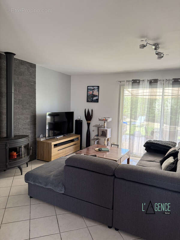 Maison 117 m² à La Sauve  - photo 3