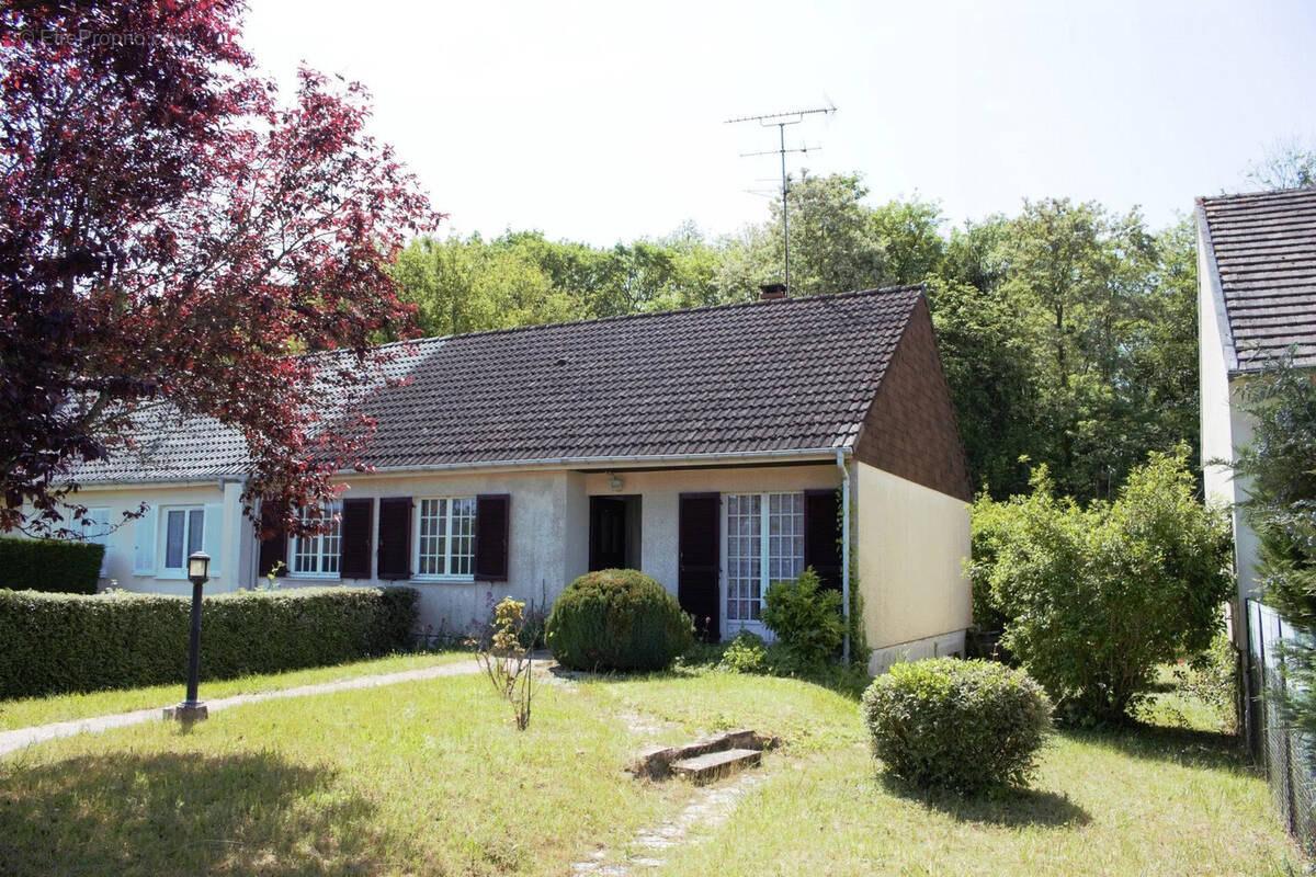Maison à VILLIERS-SOUS-GREZ