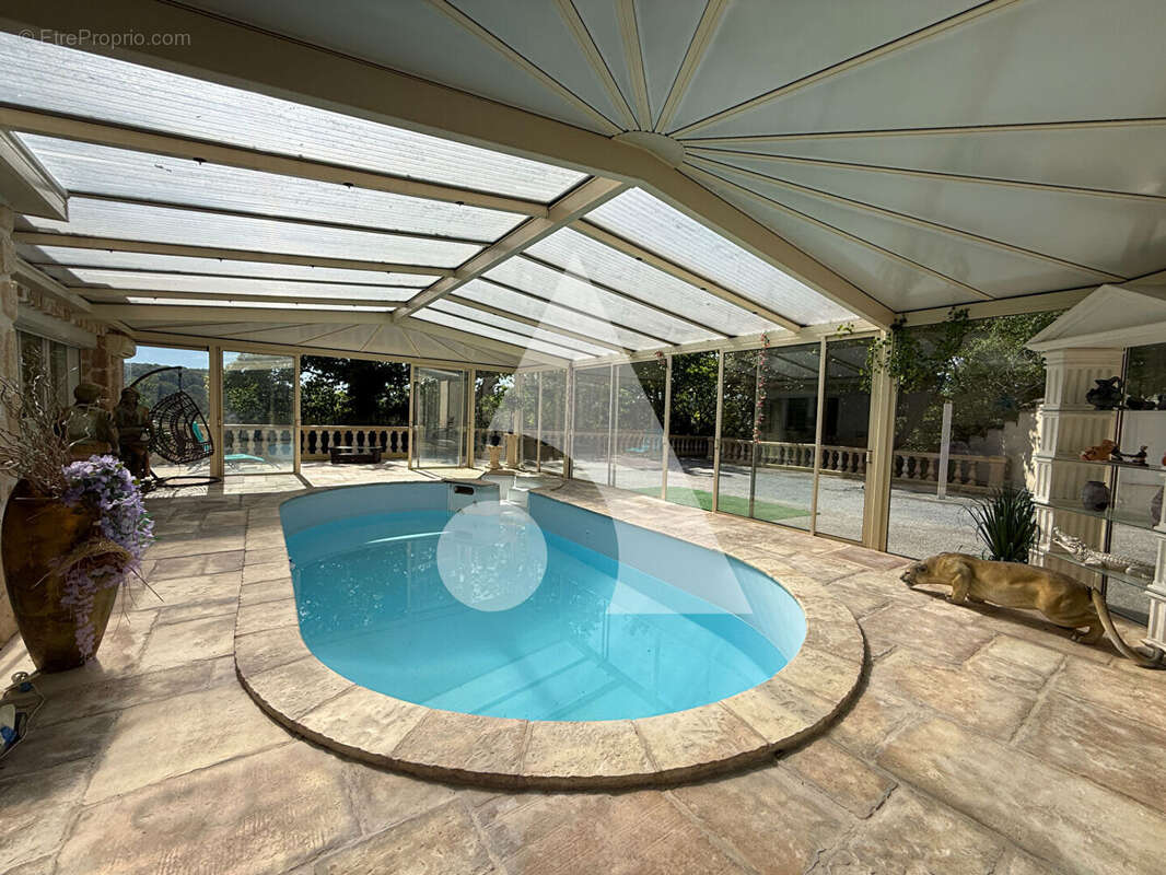 Maison à ARNIERES-SUR-ITON