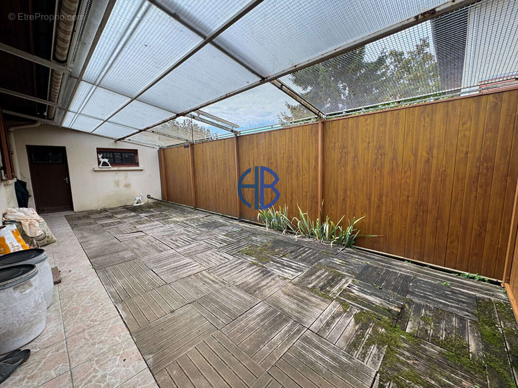 Maison à CHATEAU-GAILLARD