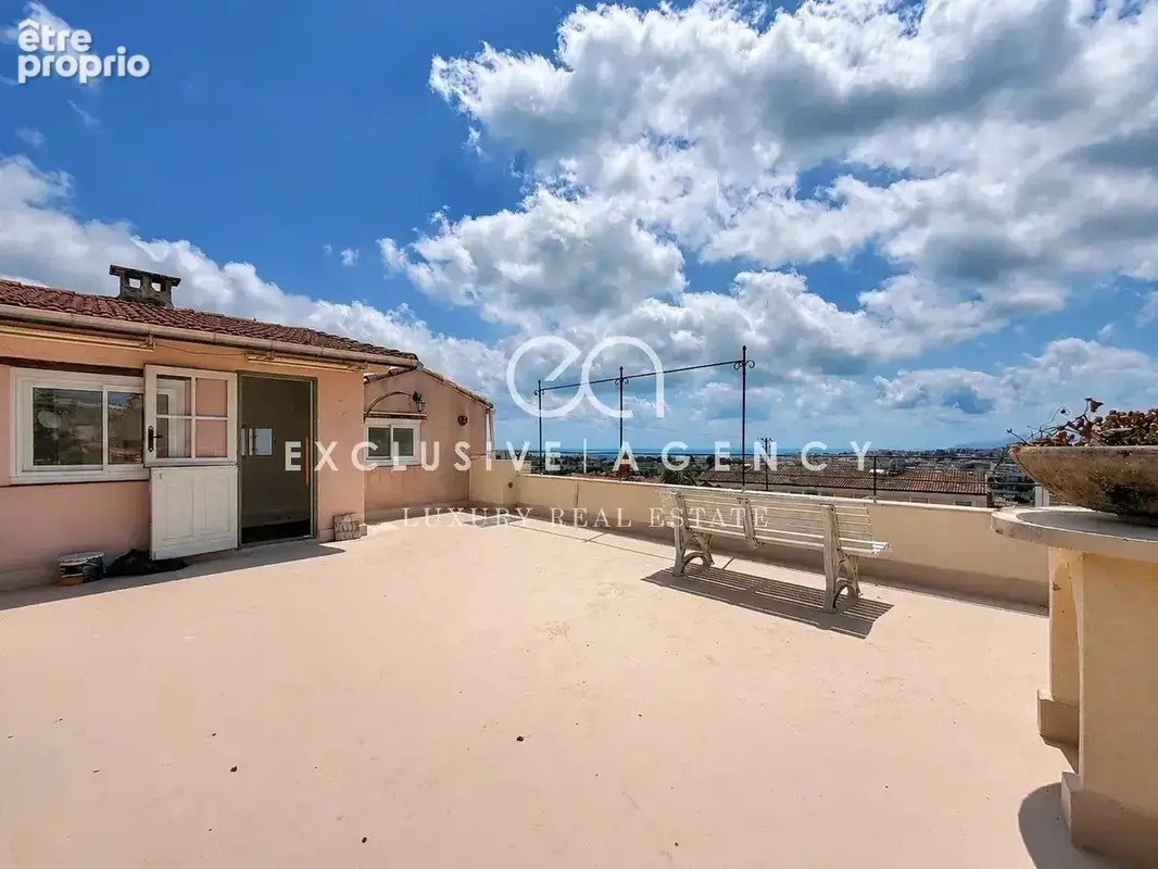 Le Cannet Mairie – Maison de ville 165m² avec terrasse panoramique et vue mer - photo 2