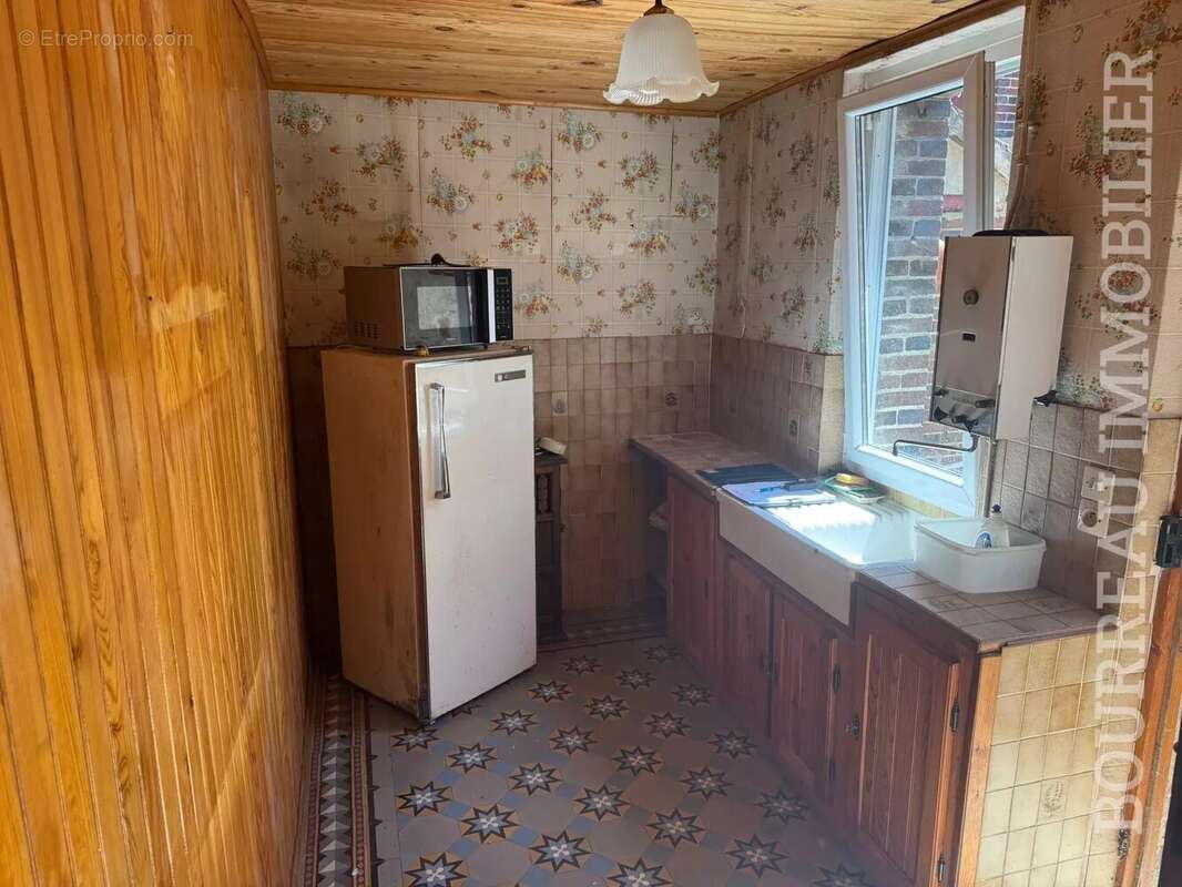 Maison à BRIENON-SUR-ARMANCON