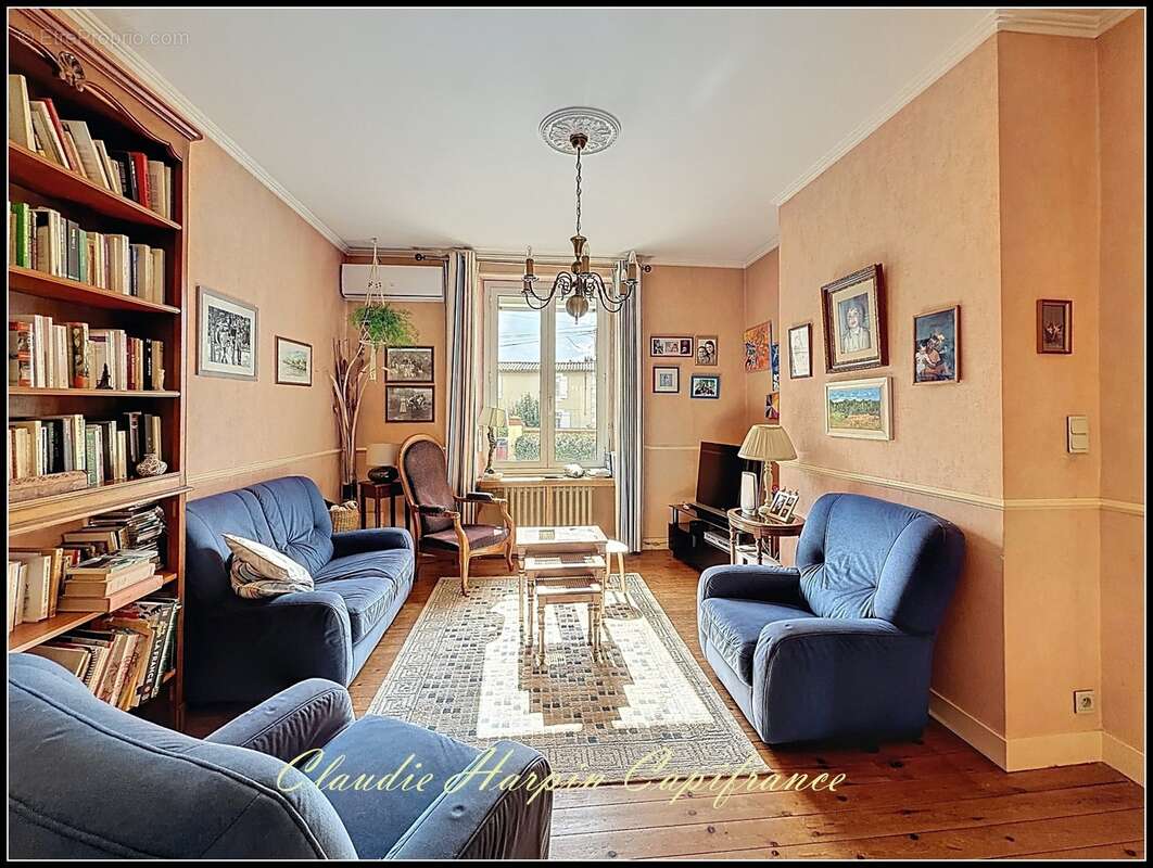 Maison à vendre 7 pièces NIORT (79) 4 chambres parcelle 1992 m² - piscine chauffée - photo 2