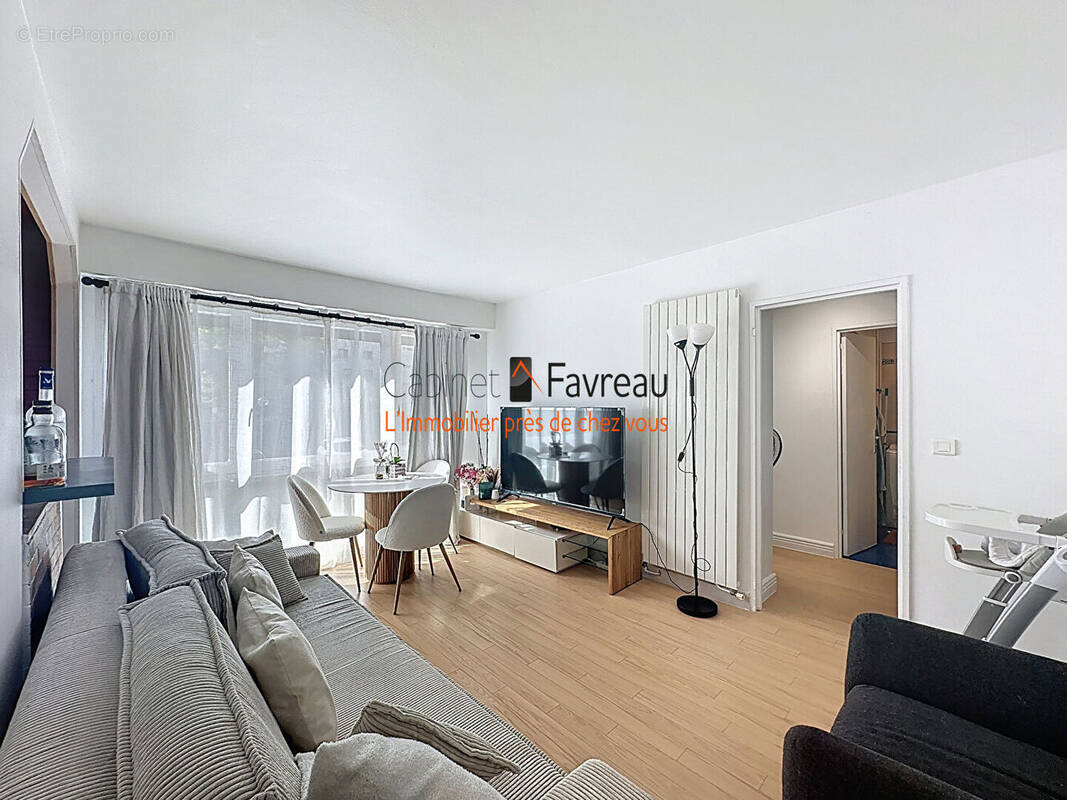 Appartement à THIAIS