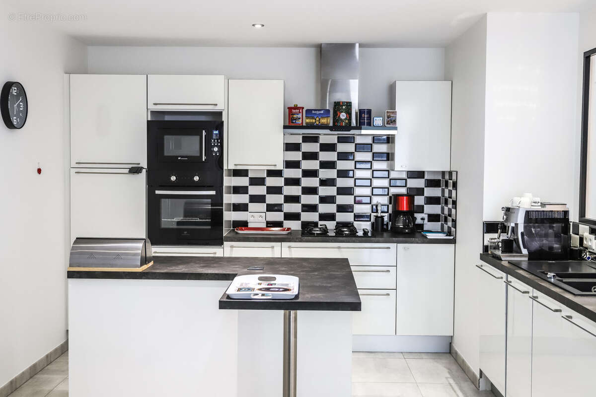 Maison à VAUX-SUR-MER