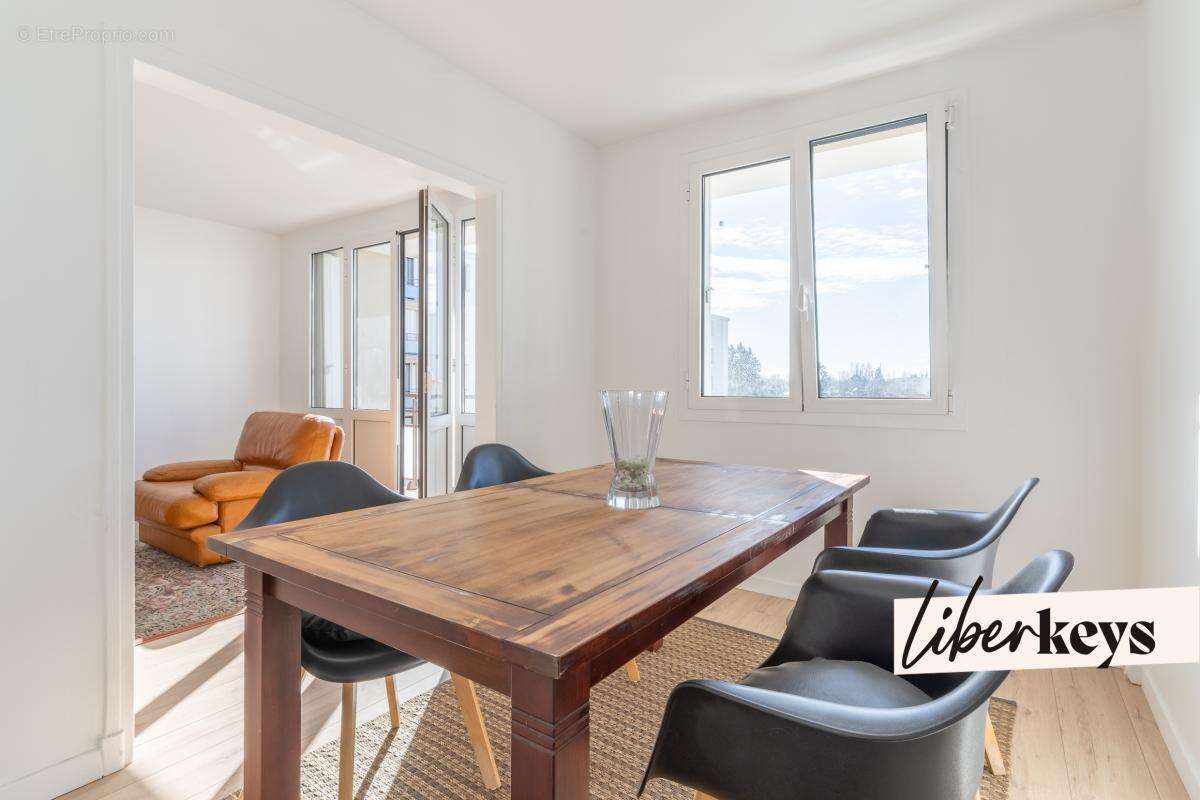 Appartement à BOIS-D'ARCY