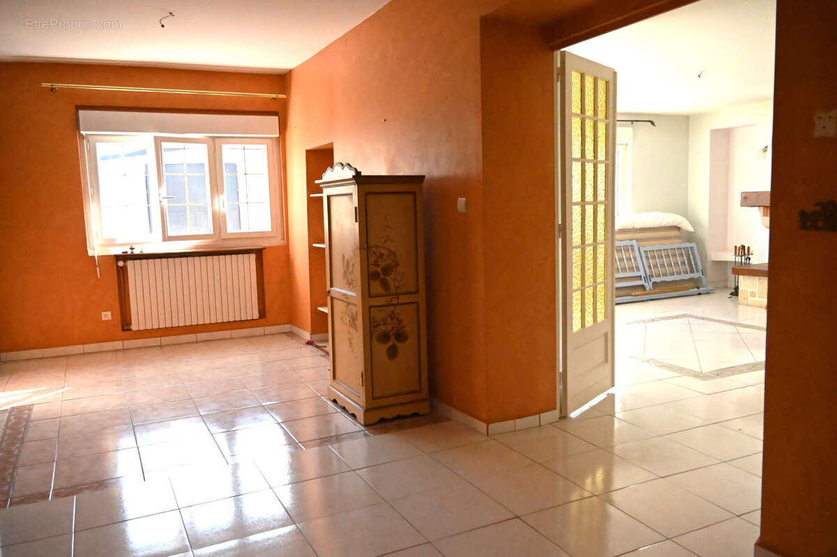 Maison à CURDIN