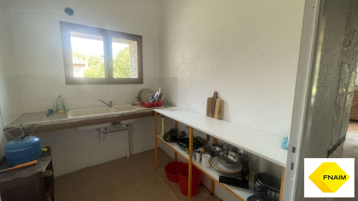 Maison 113 m² à La Croix-Blanche  - photo 8