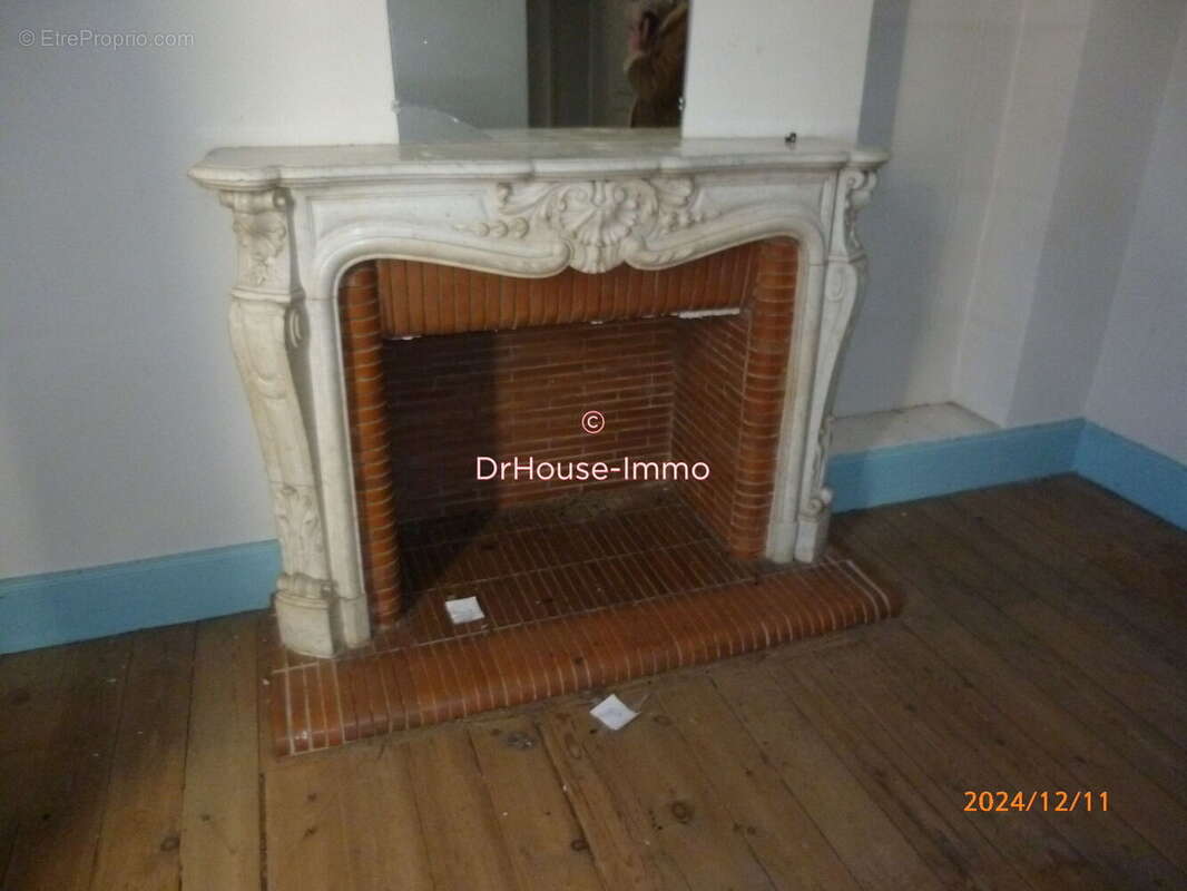 Commerce à PERIGUEUX