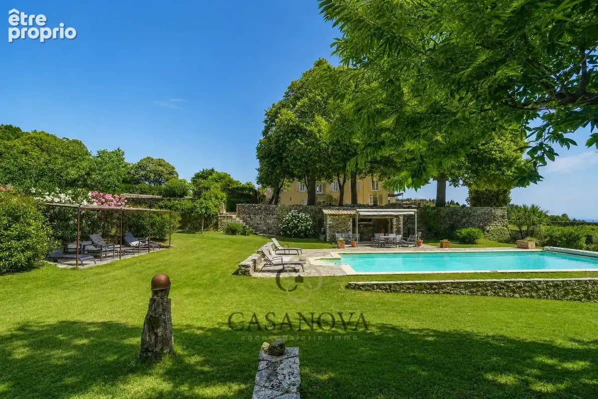Propriété de caractère du XVIIe siècle avec piscine - photo 8