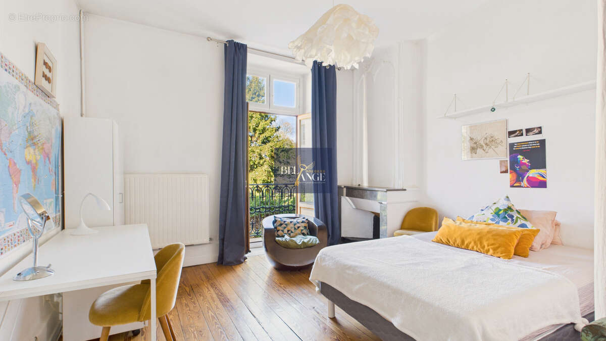 Appartement à AUBENAS