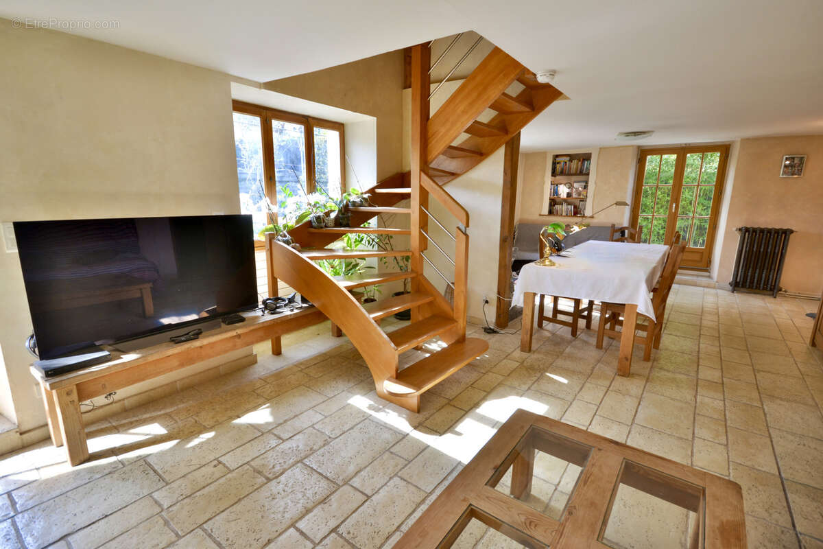 Maison à SAINT-JORIOZ