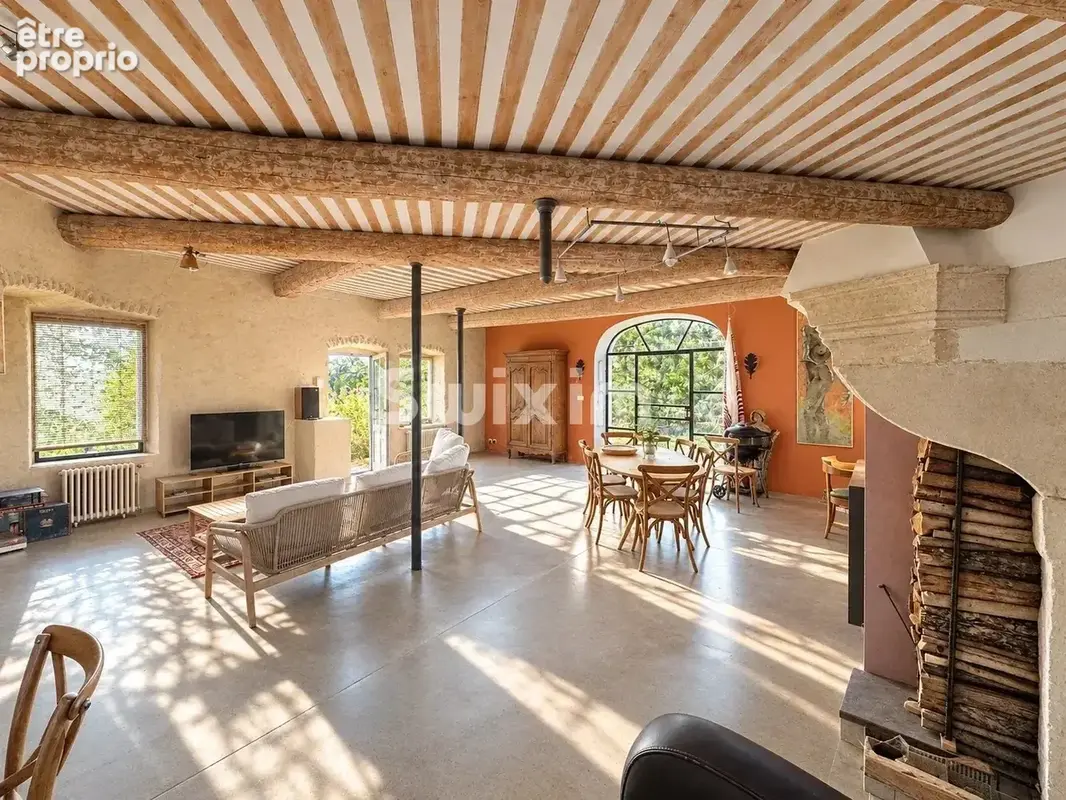 Mas en pierre de 213 m² – Studio indépendant – Terrain de 7 000 m² - photo 5