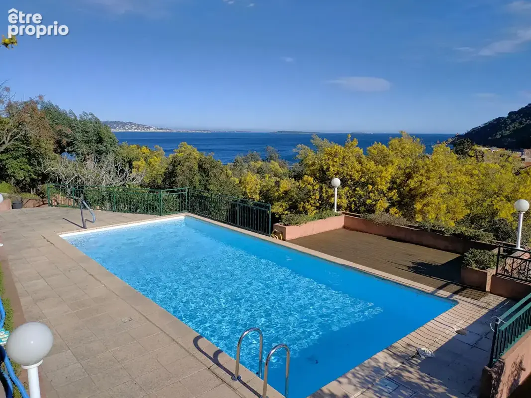 Villa vue mer 9 pieces piscine a proximite du centre village - photo 9