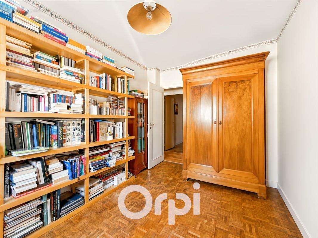 Appartement À Vendre - photo 7