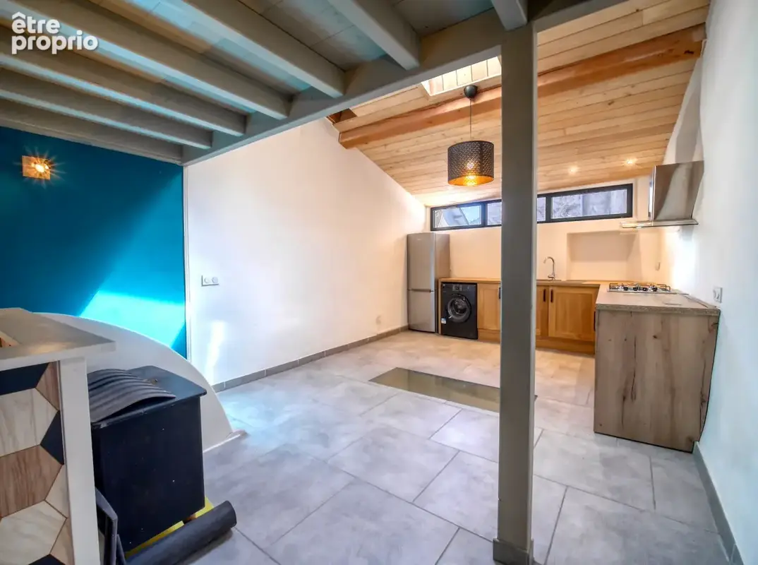 Magnifique maison en pierres rénovée   72 m2   Centre-ville de DIE - photo 3