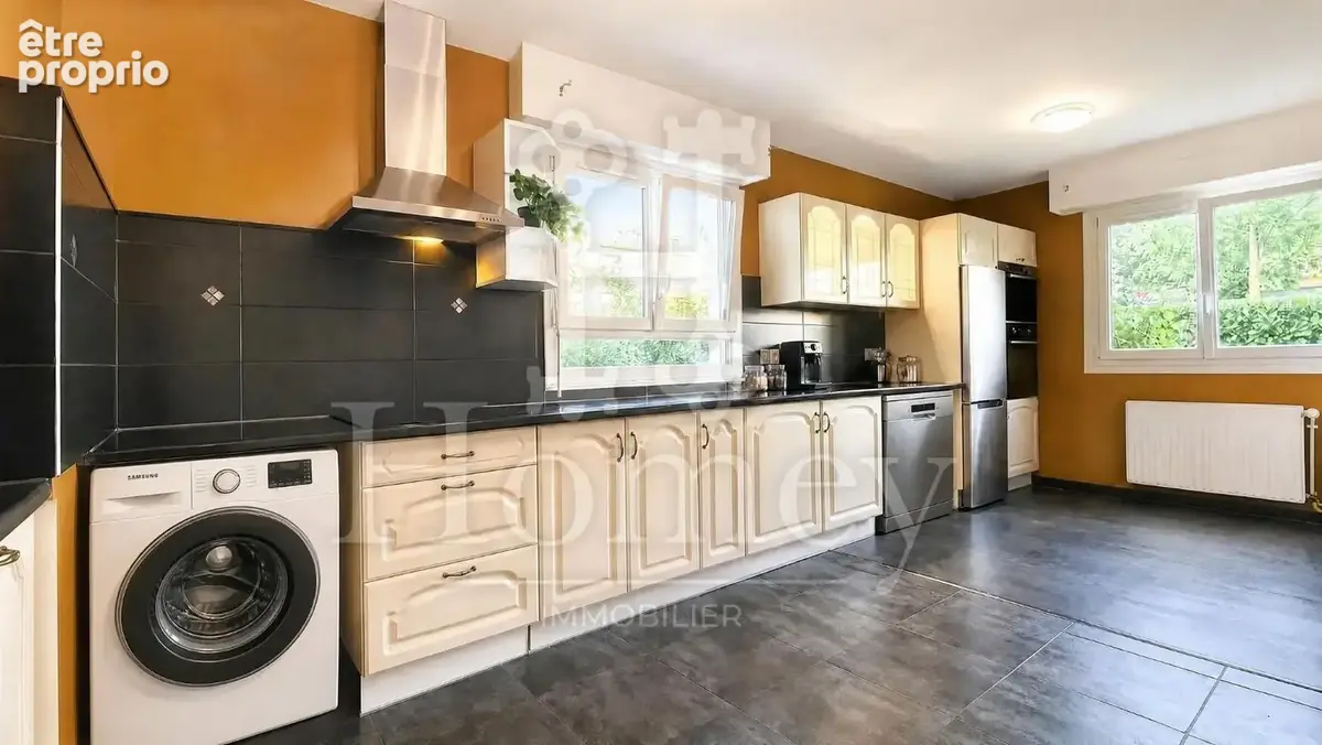 ANNEMASSE - Grand T4 de 92m2 - 3 Chambres - Petit Jardin Commun Privilégié - Cave - Exclusivité HOMEY - photo 4