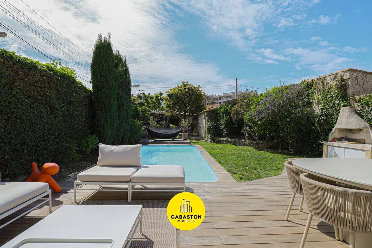 Maison à MARSEILLE-9E