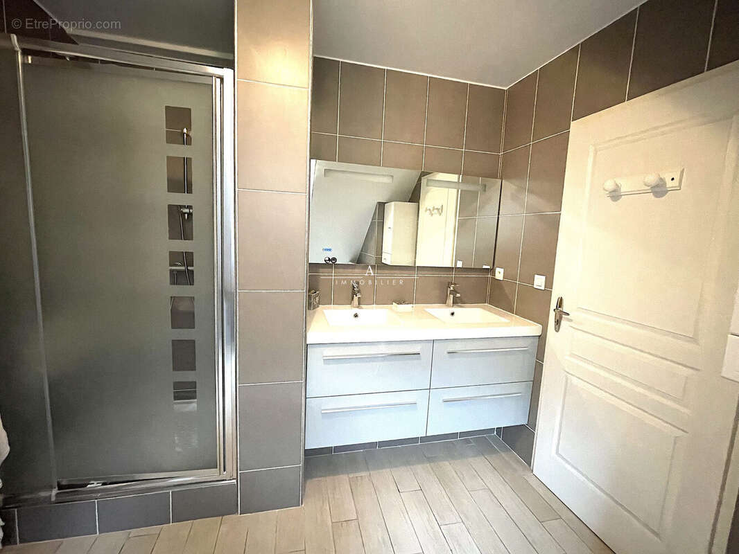 Appartement à BAGNERES-DE-LUCHON