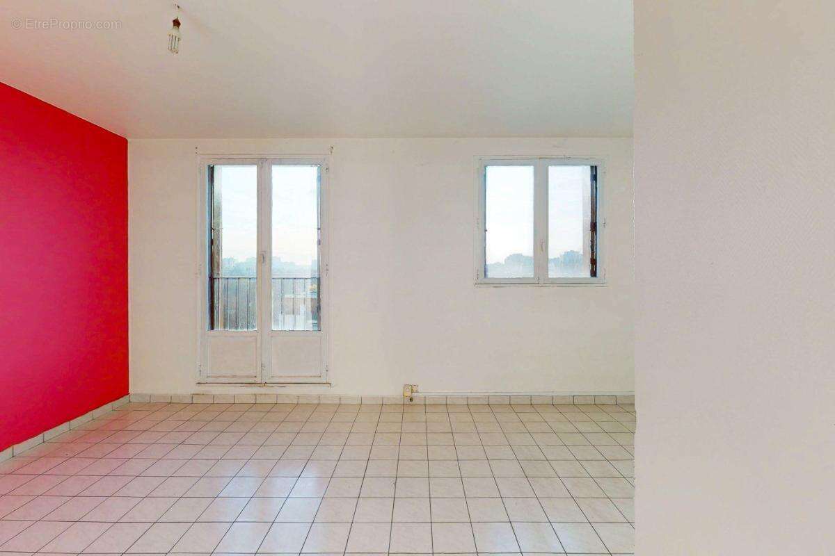 Appartement à EPINAY-SUR-SEINE