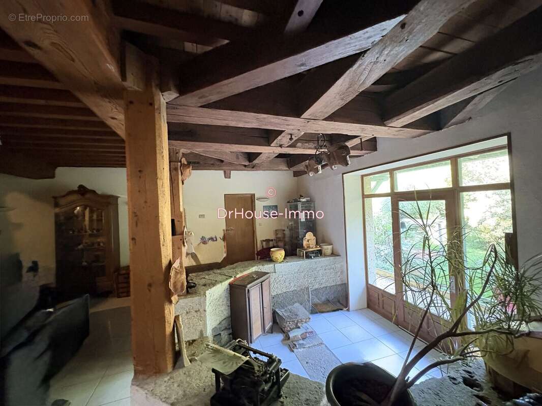 Maison à SAINT-CYR-AU-MONT-D'OR